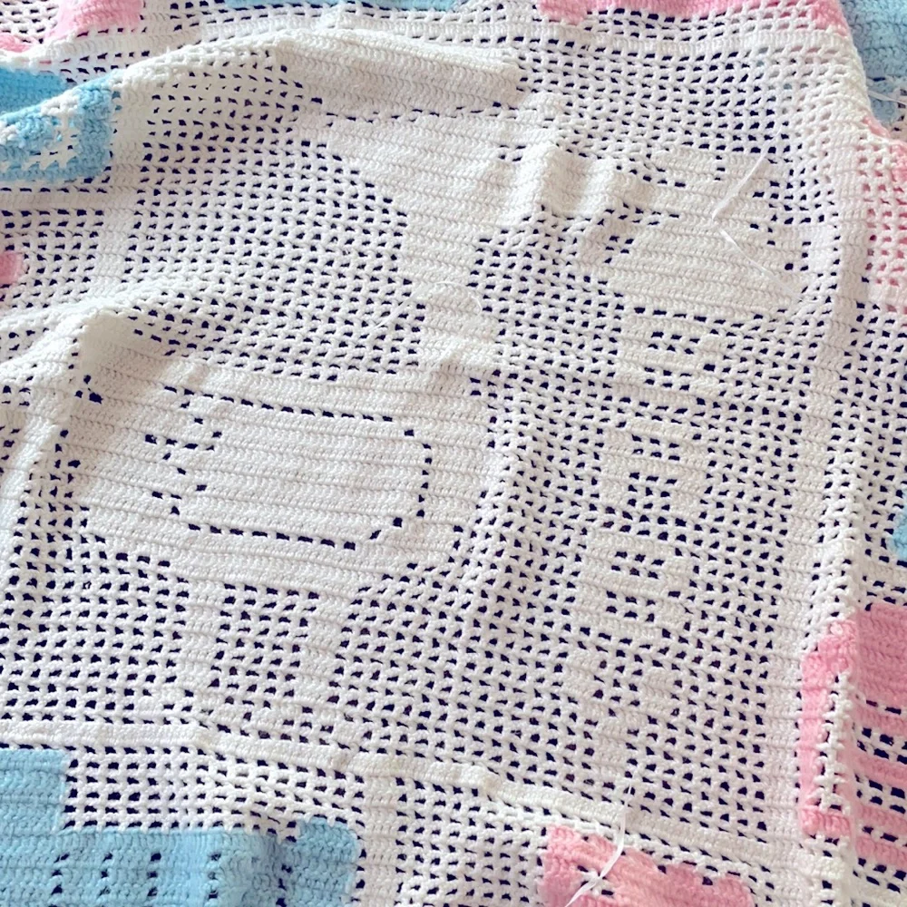 Vintage crochet baby blanket‎ EUC